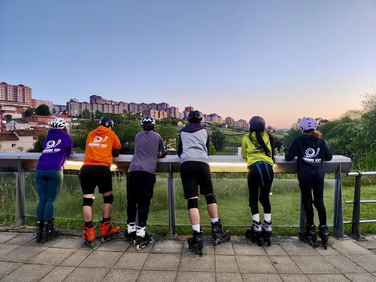 Campus de tecnificación de patinaje en línea en Santander - Rodando Voy